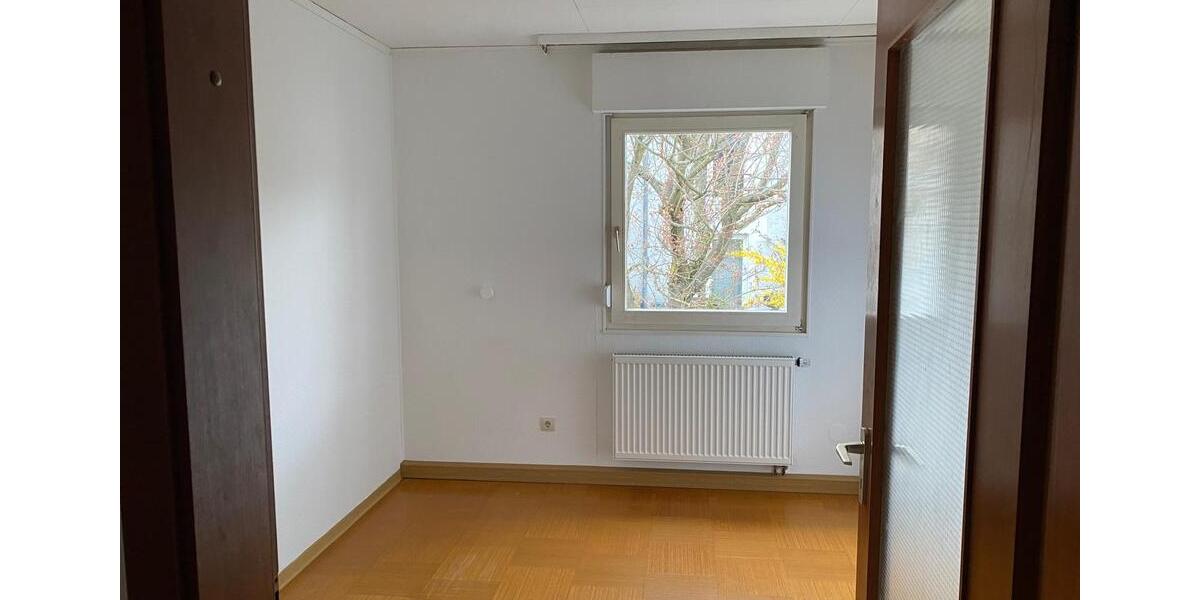 Einfamilienhaus Kaiserslautern Einsiedlerhof - 7 Zimmer, 193 m&sup2;, 1.800&euro; | Angebot:26215847