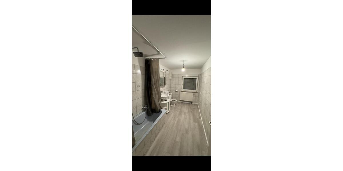 Etagenwohnung Kaiserslautern Betzenberg - 5 Zimmer, 62 m&sup2;, 770&euro; | Angebot:26585095