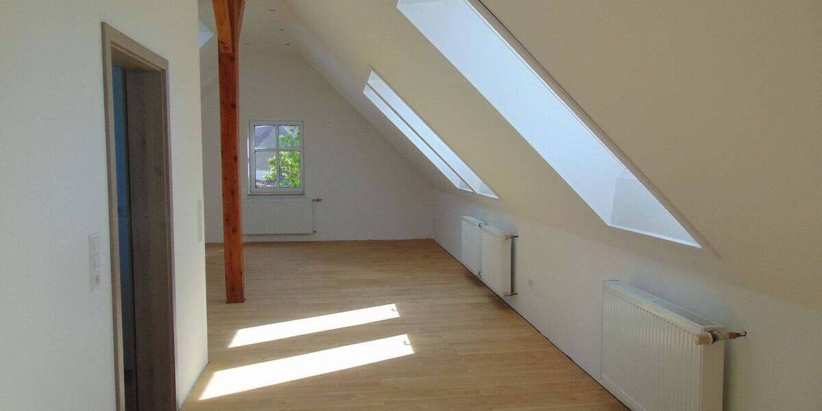 Etagenwohnung Wattenheim - 2 Zimmer, 89 m&sup2;, 950&euro; | Angebot:26306778