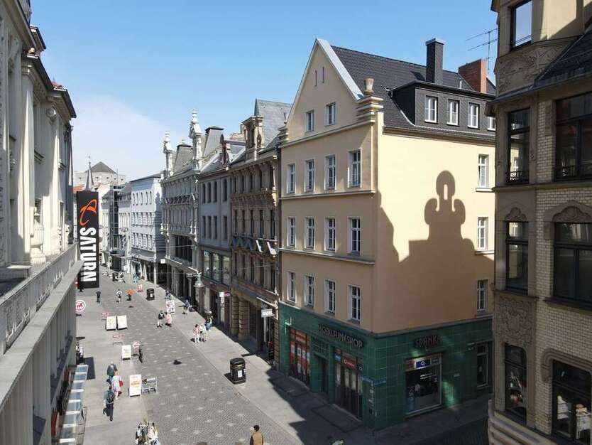 Büro in Halle 910 € 91 m²