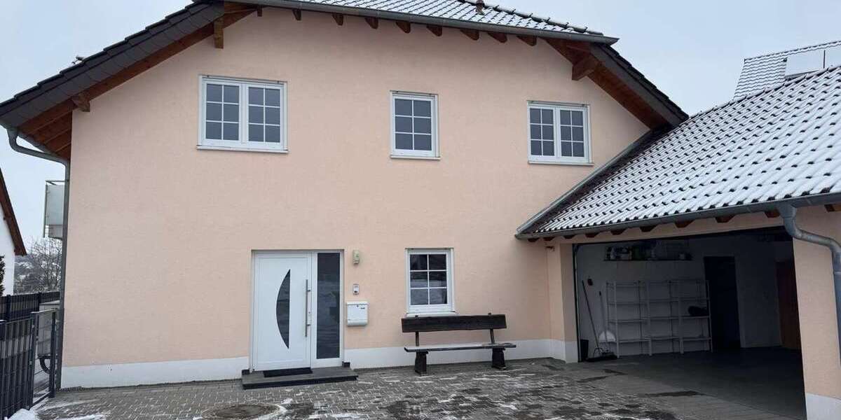 Haus zum Mieten in Kaiserslautern Siegelbach 3.000 € 246 m² 6 zimmer