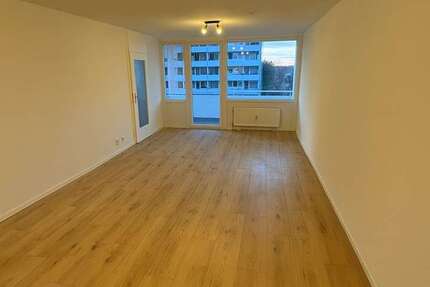 Wohnung zum Kaufen in Kaiserslautern 209.000 € 83 m² 3 zimmer