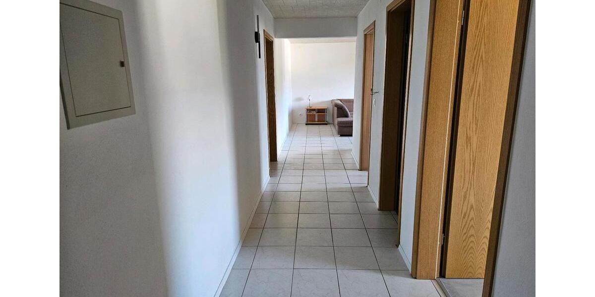 Erdgeschoßwohnung Steinwenden - 2 Zimmer, 75 m&sup2;, 750&euro; | Angebot:26635611