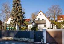Haus zum Kaufen in Kaiserslautern 385.000 € 210.75 m²