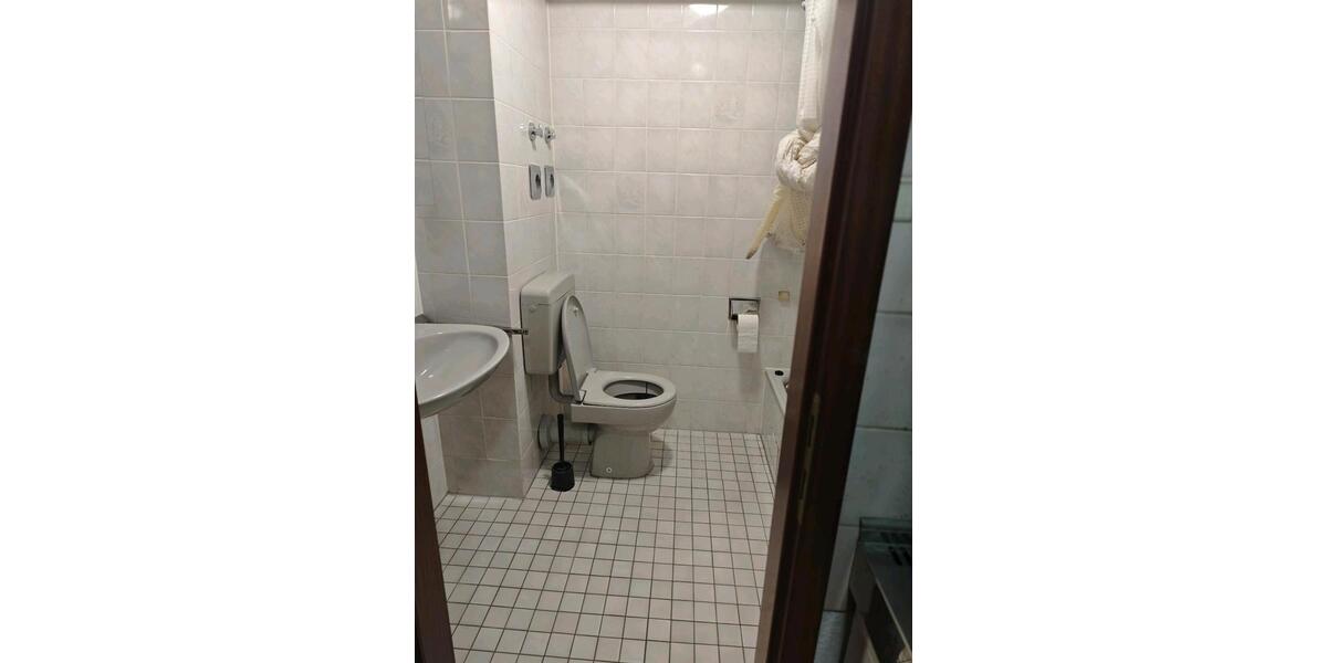 Etagenwohnung Kaiserslautern Bahnheim - 1 Zimmer, 28 m&sup2;, 500&euro; | Angebot:26465445