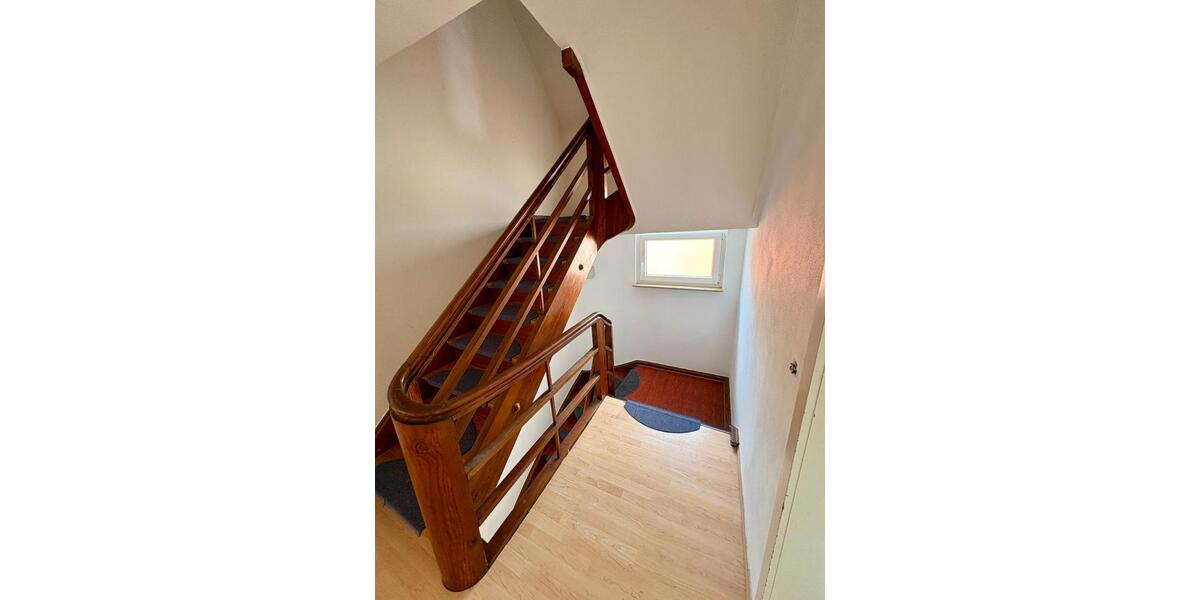 Einfamilienhaus Bad Dürkheim Leistadt - 11 Zimmer, 245 m&sup2;, 445.000&euro; | Angebot:26545135