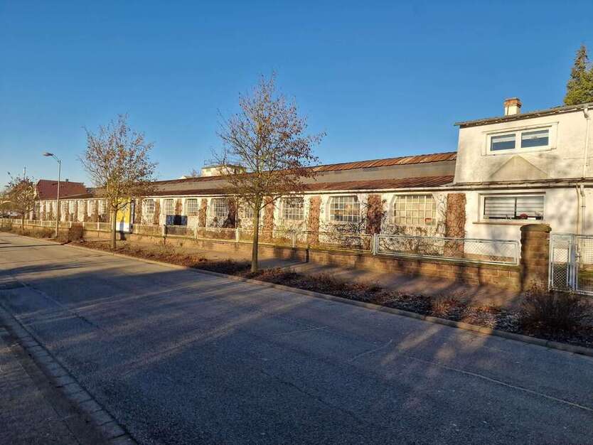 Grundstück zu verkaufen in Enkenbach-Alsenborn 1.580.000 € 9300 m²