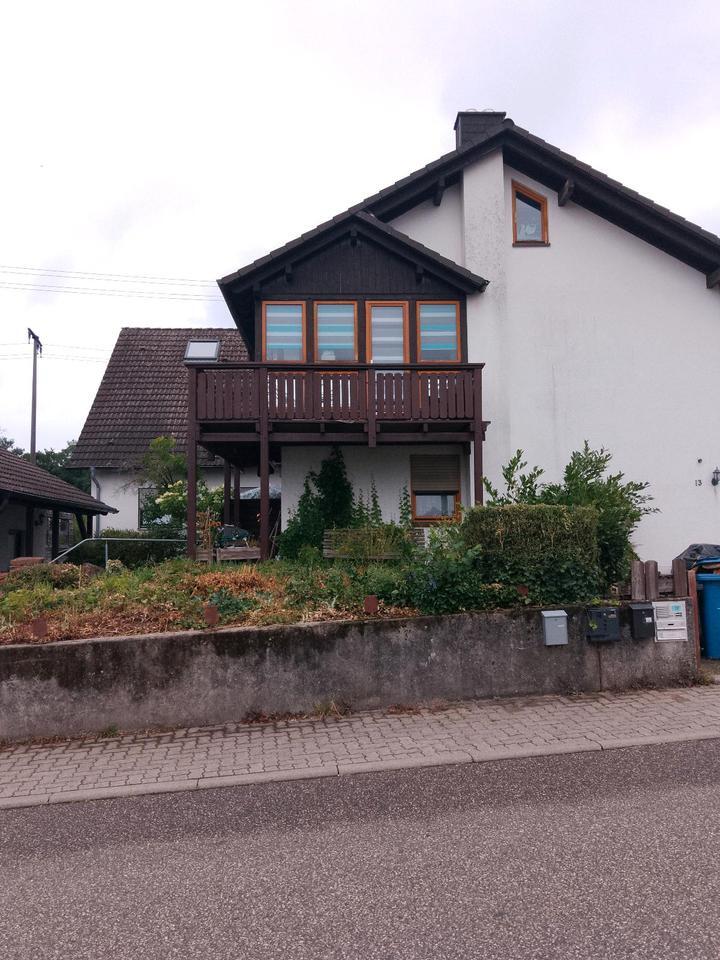 vordere Hälfte des Einfamilienhaus