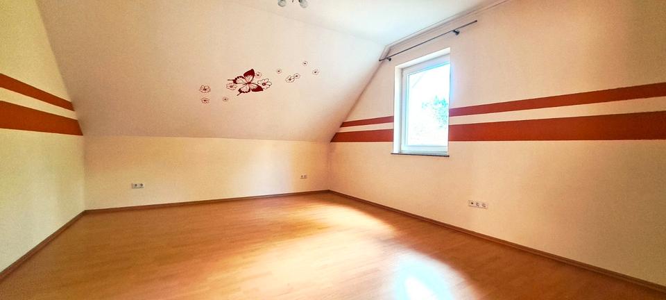 Einfamilienhaus Kaiserslautern Engelshof - 7 Zimmer, 345 m&sup2;, 675.000&euro; | Angebot:26115054