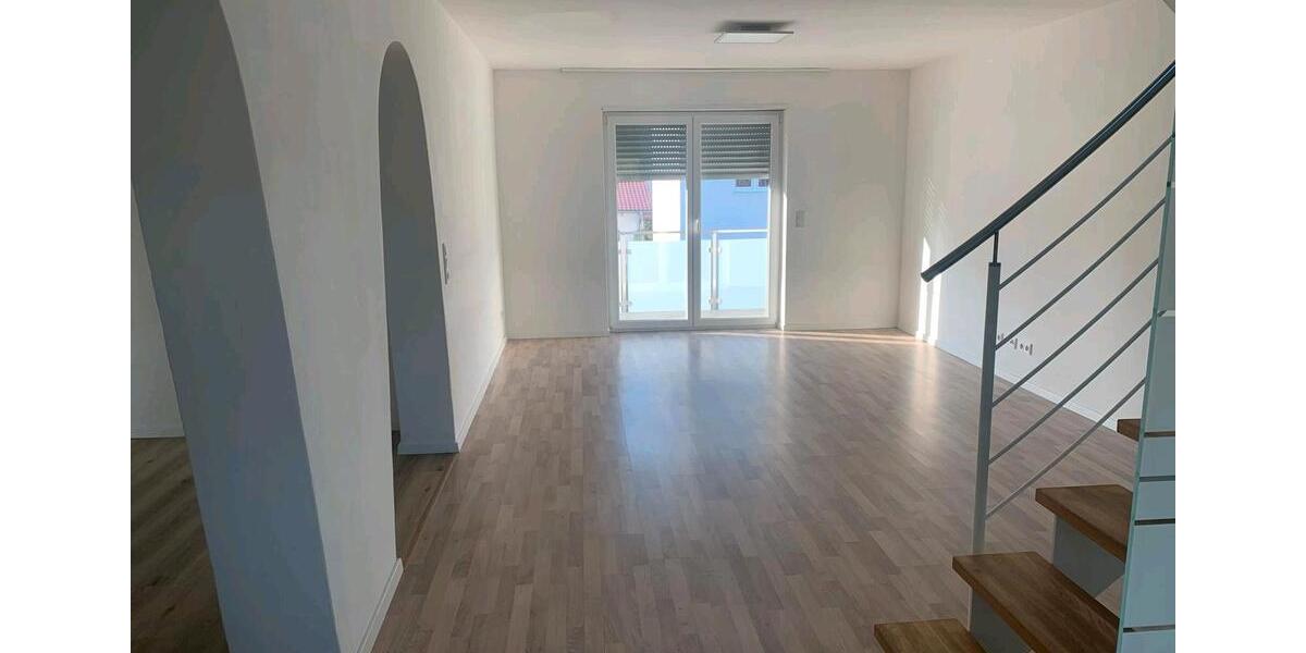Etagenwohnung Ramstein-Miesenbach Hütschenhausen - 4 Zimmer, 145 m&sup2;, 1.480&euro; | Angebot:24717538