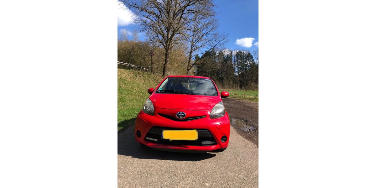 Toyota Aygo (X) 151.000 km 3.000 &euro; Battweiler 66484