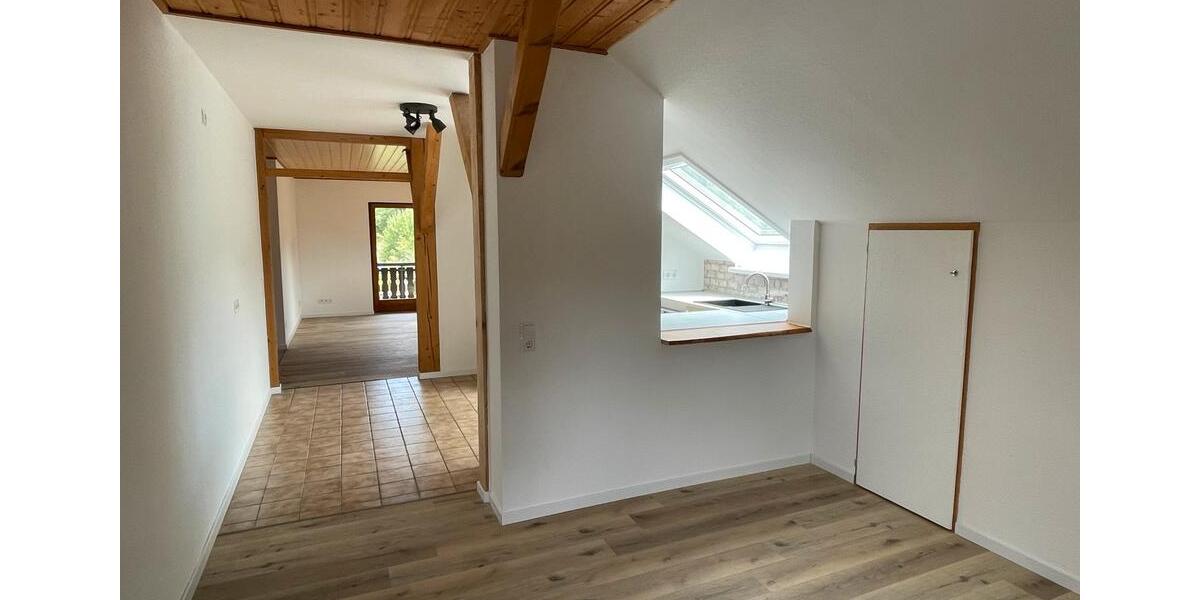 Dachgeschoßwohnung Gries - 4 Zimmer, 84 m&sup2;, 880&euro; | Angebot:26320361