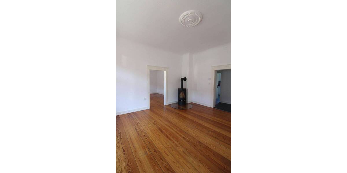 Etagenwohnung Kaiserslautern Innenstadt - 3 Zimmer, 122 m&sup2;, 1.250&euro; | Angebot:26378185