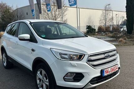 Ford Kuga 55.150 km 11.950 &euro; Neustadt/Weinstr 67433
