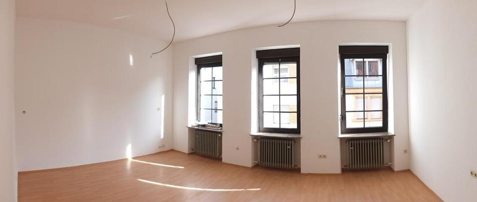 Schöne Maisonettewohnung = Haus im Haus gewerblich geeignet als Mitarbeiter-Unterkunft 7 zimmer