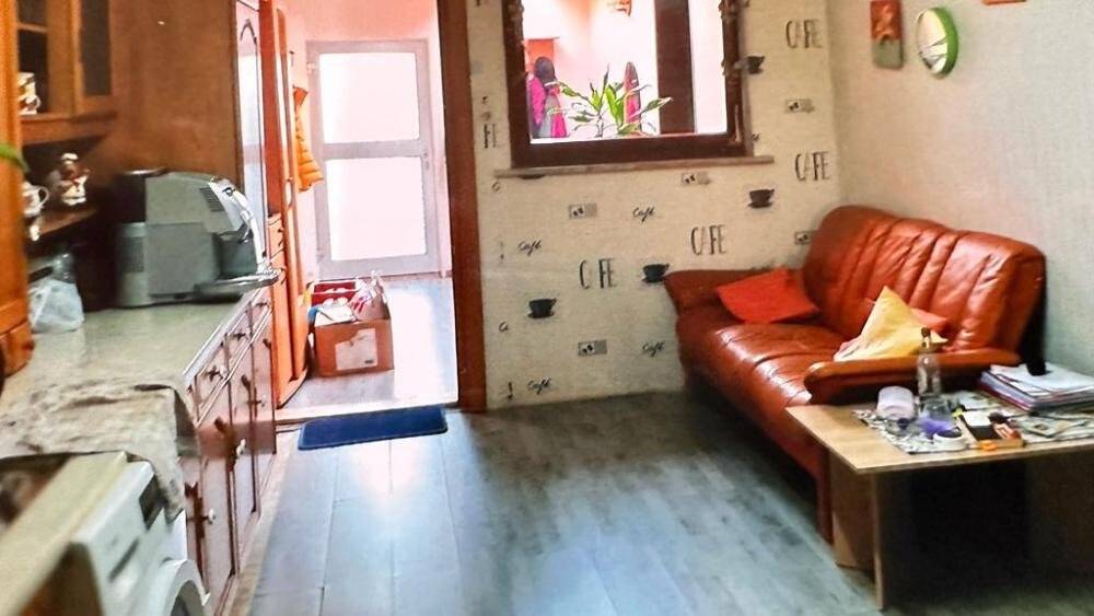 Mehrfamilienhaus, Wohnhaus Göllheim - 4 Zimmer, 81 m&sup2;, 145.000&euro; | Angebot:25674391