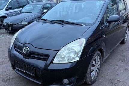 Toyota Corolla Verso 224.318 km 2.490 &euro; Kaiserslautern 67663