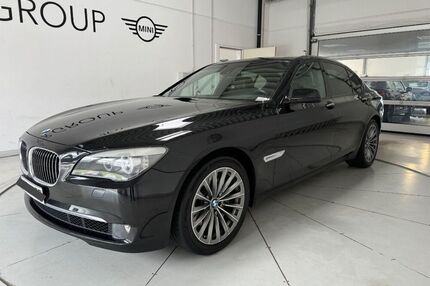 BMW 730
