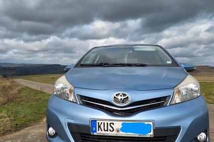 Toyota Yaris 99.000 km 7.600 &euro; Bedesbach 66885