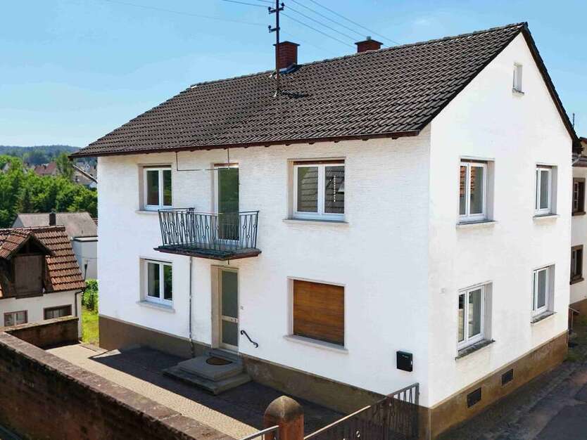 Haus zum Kaufen in Hochspeyer 197.000 € 187 m²
