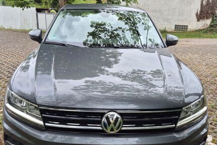 VW Tiguan 51.000 km 22.500 &euro; Steinwenden 66879