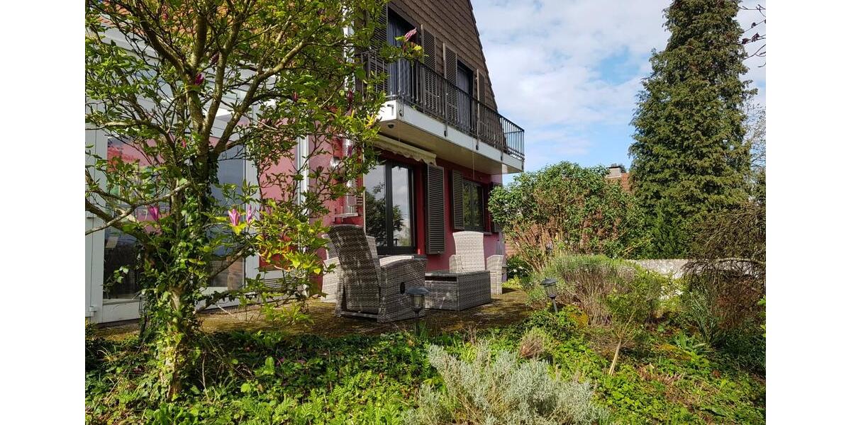 Helles, Einfamilienhaus mit großem Garten zu vermieten! Bestlage! 5 zimmer