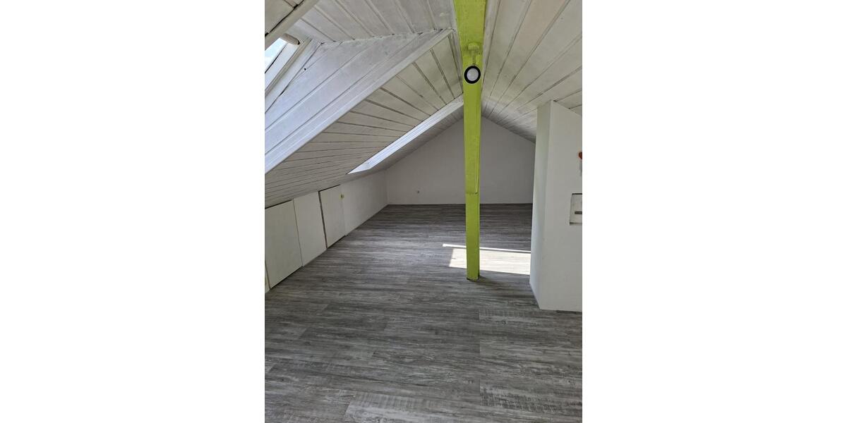 Einfamilienhaus Kaiserslautern Bahnheim - 5 Zimmer, 120 m&sup2;, 1.650&euro; | Angebot:27693373