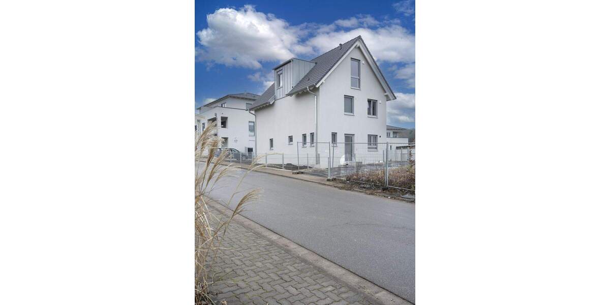 Einfamilienhaus Hochspeyer - 5 Zimmer, 145 m&sup2;, 598.500&euro; | Angebot:25690687
