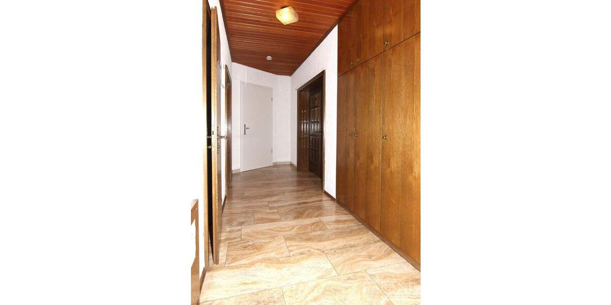 Mehrfamilienhaus, Wohnhaus Rodalben - 7 Zimmer, 240 m&sup2;, 420.000&euro; | Angebot:25214412