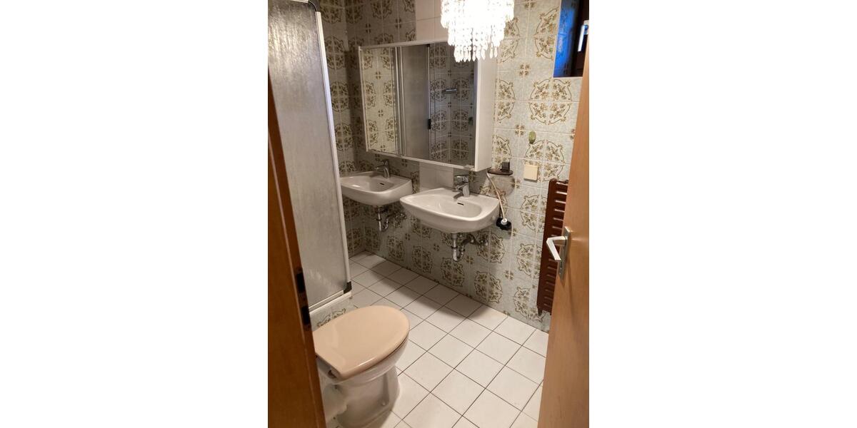 Einfamilienhaus Rockenhausen - 6 Zimmer, 166 m&sup2;, 295.000&euro; | Angebot:26424685