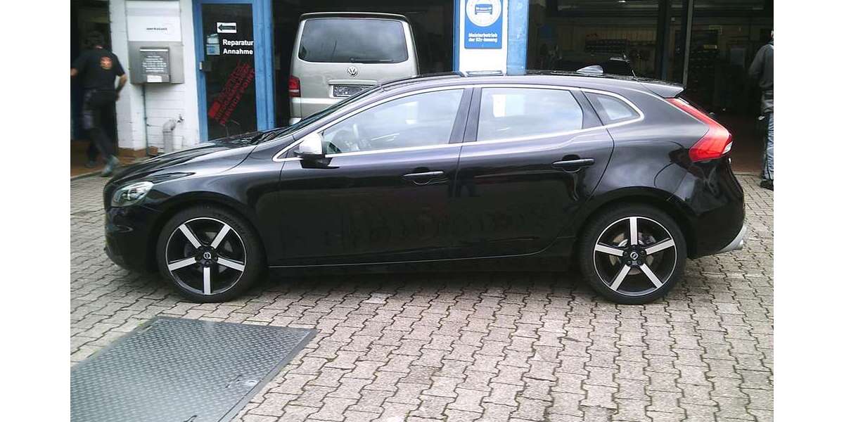 Volvo V40 92.000 km 11.700 &euro; Neustadt 67434