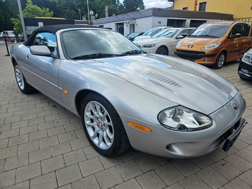 XKR