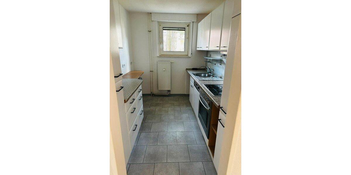 Erdgeschoßwohnung Kaiserslautern Bahnheim - 4 Zimmer, 77 m&sup2;, 1.020&euro; | Angebot:26233213