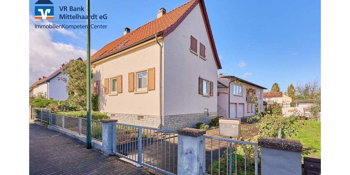 Zwei sanierungsbedürftige Wohnhäuser in familienfreundlicher Lage von Bad Dürkheim! 7 zimmer