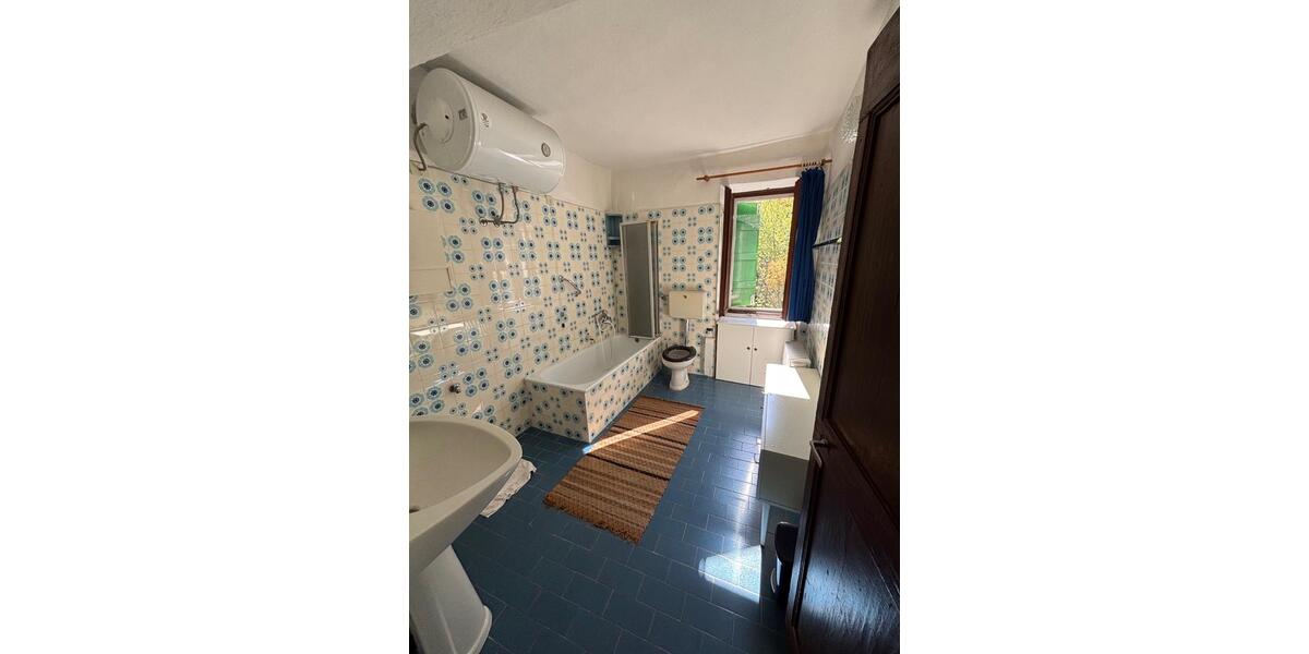 Einfamilienhaus Winnweiler - 7.5 Zimmer, 308 m&sup2;, 115.000&euro; | Angebot:26327599