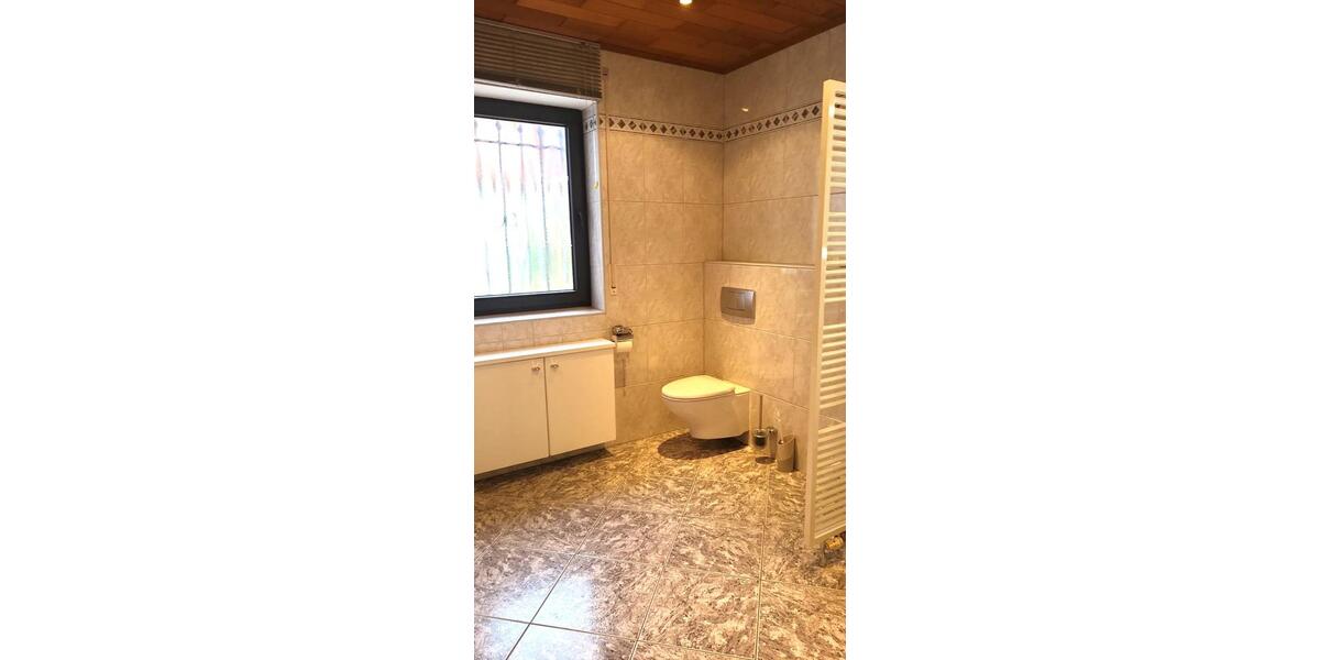 Erdgeschoßwohnung Rockenhausen - 3 Zimmer, 142 m&sup2;, 1.590&euro; | Angebot:26594466