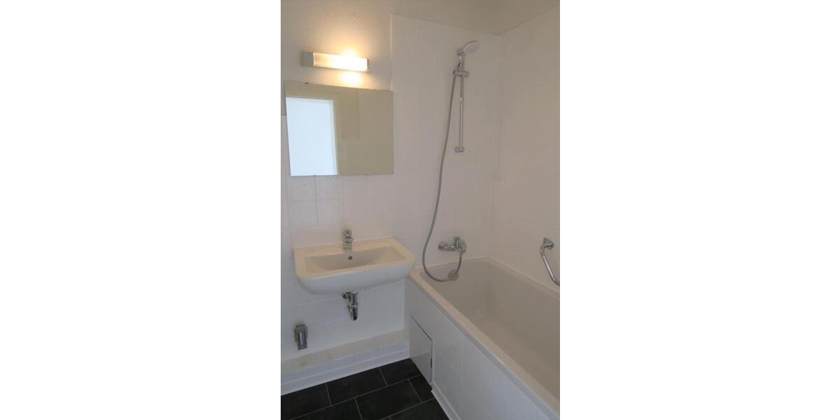 Etagenwohnung Kaiserslautern Betzenberg - 1 Zimmer, 33 m&sup2;, 335&euro; | Angebot:26257272