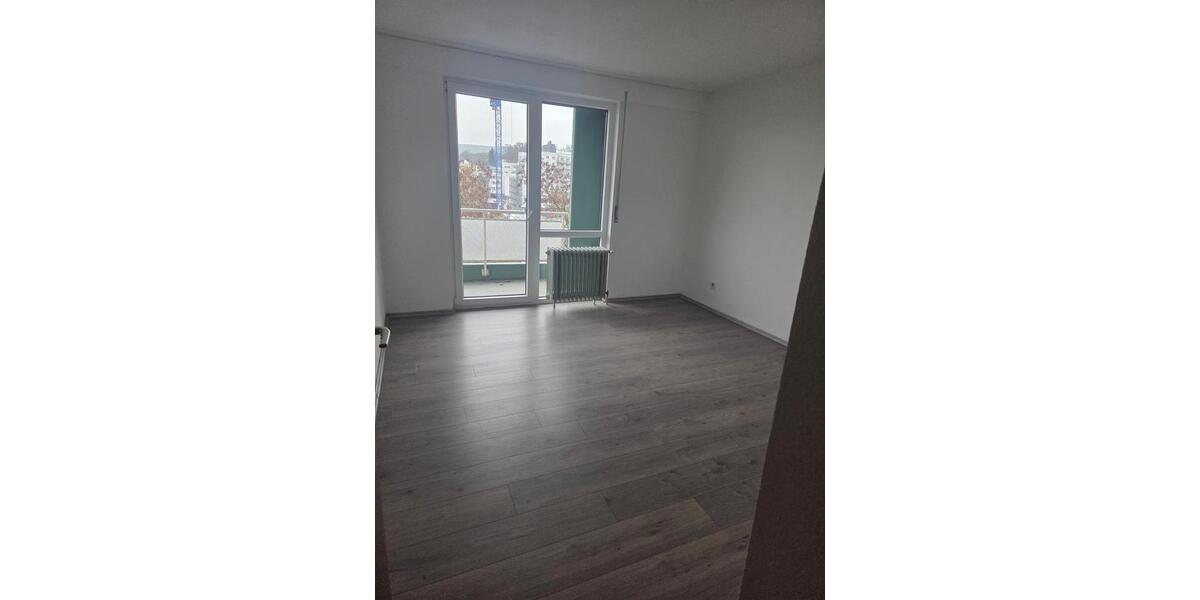 Etagenwohnung Kaiserslautern Bahnheim - 3 Zimmer, 82 m&sup2;, 820&euro; | Angebot:24853925