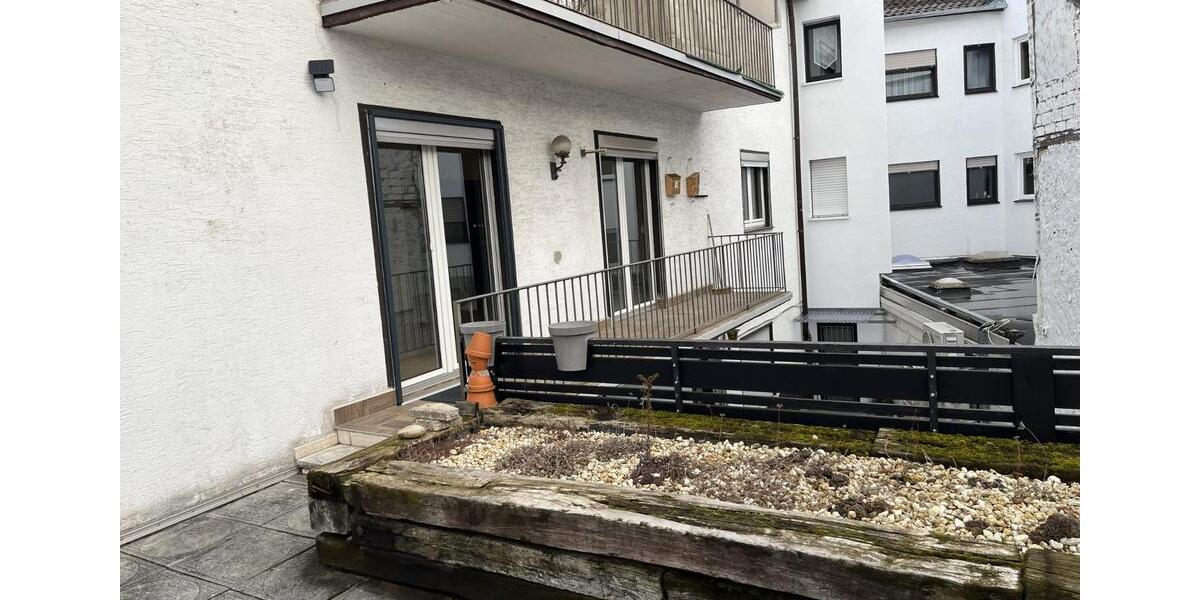 6 Zimmerwohnung mit großer Sonnenterrasse 6 zimmer