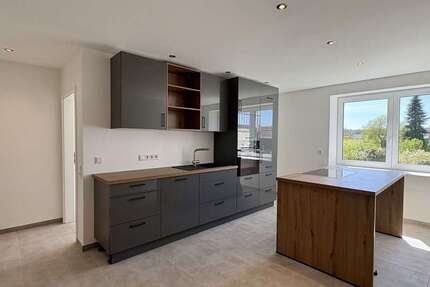 Wohnung Bruchmühlbach-Miesau / Miesau Miesau - 4 Zimmer, 130 m&sup2;, 1.600&euro; | Angebot:26406356