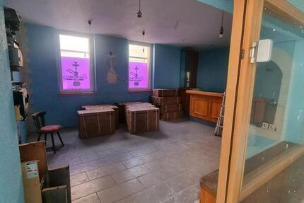 Laden zu vermieten zimmer