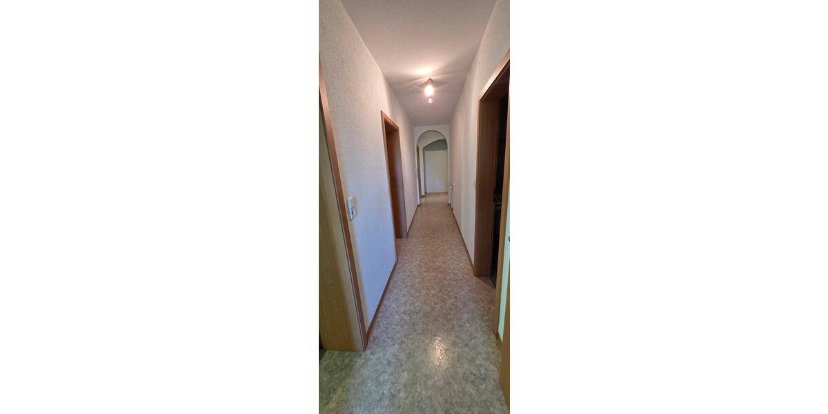 Etagenwohnung Kaiserslautern Bahnheim - 3.5 Zimmer, 93 m&sup2;, 219.000&euro; | Angebot:26552223