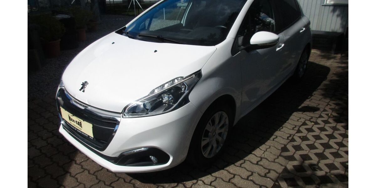 Peugeot 208 30.600 km 9.699 € Neustadt an der Weinstrasse 67433
