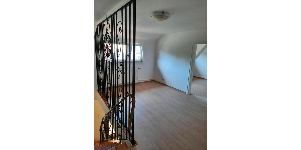 Einfamilienhaus Ramstein-Miesenbach Miesenbach - 6 Zimmer, 190 m&sup2;, 450.000&euro; | Angebot:24700275