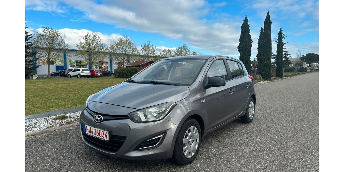 Hyundai i20 104.500 km 4.850 &euro; Neustadt/Weinstr 67433