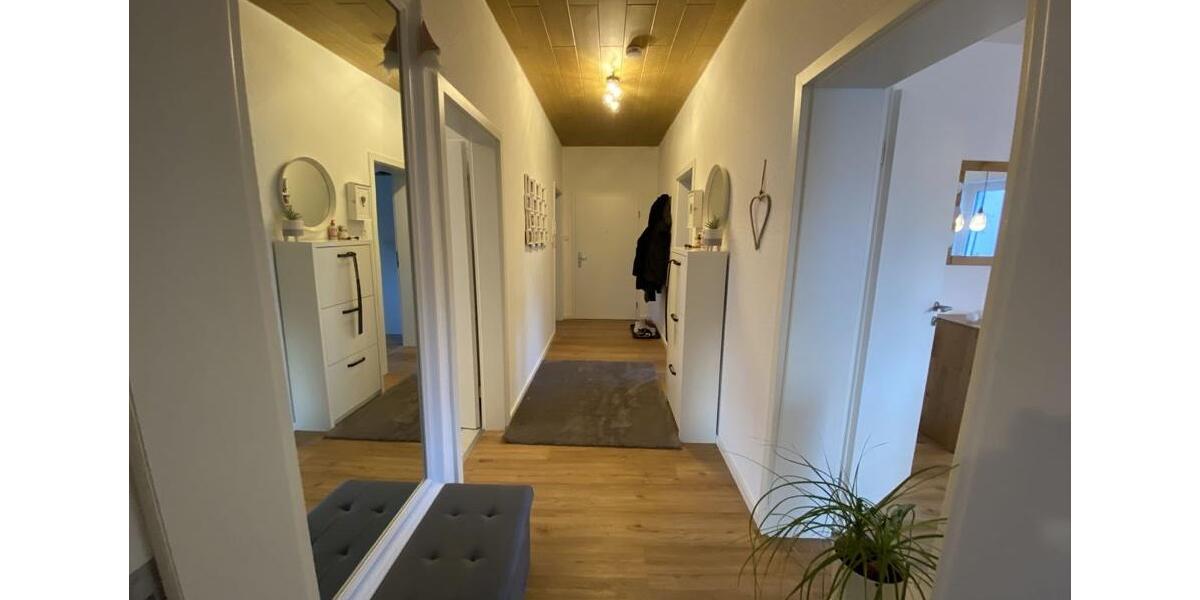 Hochparterre Waldfischbach-Burgalben Burgalben - 3 Zimmer, 97 m&sup2;, 790&euro; | Angebot:26459304