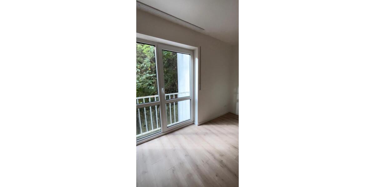 Terrassenwohnung Bad Dürkheim - 1 Zimmer, 33 m&sup2;, 470&euro; | Angebot:24481339