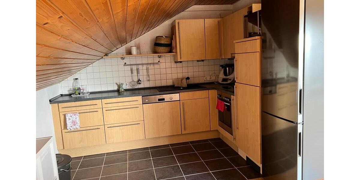 Dachgeschoßwohnung Weilerbach - 5 Zimmer, 95 m&sup2;, 900&euro; | Angebot:26603495