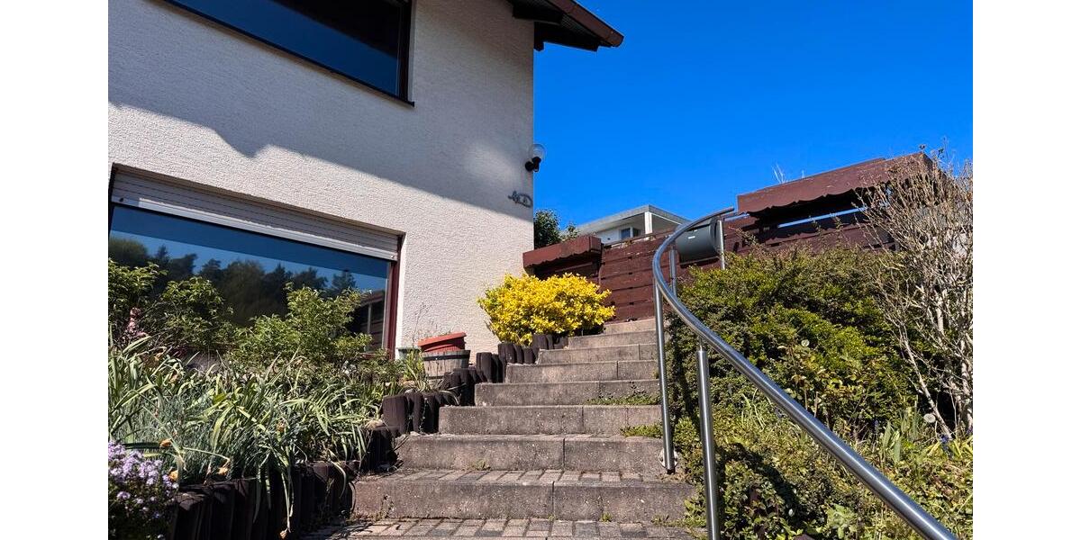 Etagenwohnung Kaiserslautern Betzenberg - 5 Zimmer, 126 m&sup2;, 1.290&euro; | Angebot:26464918