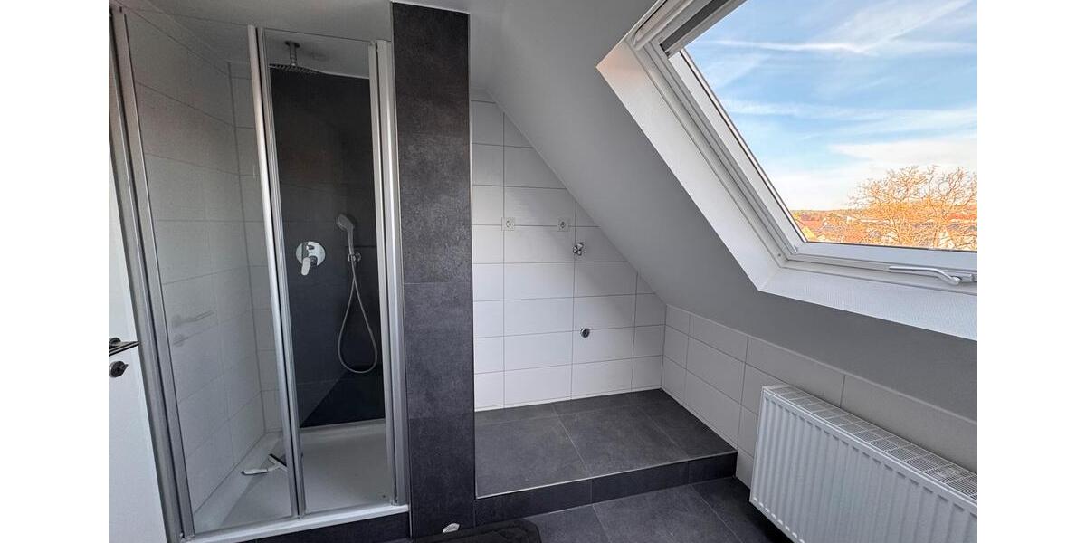 Dachgeschoßwohnung Mackenbach - 2 Zimmer, 67 m&sup2;, 900&euro; | Angebot:26271418